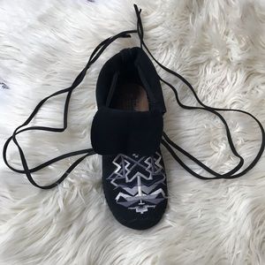Suede Toms moccasins